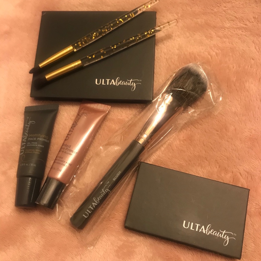 NEVER USED makeup bundle